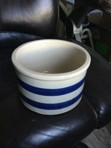 Roseville USA Pottery RRP (R.R.P) Co. Medium Blue Stripe Crock #303-B
