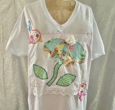 Upcycled  T Shirt, Applique Flower & Birds. Wearable Art!  SZ  XLarge. USA