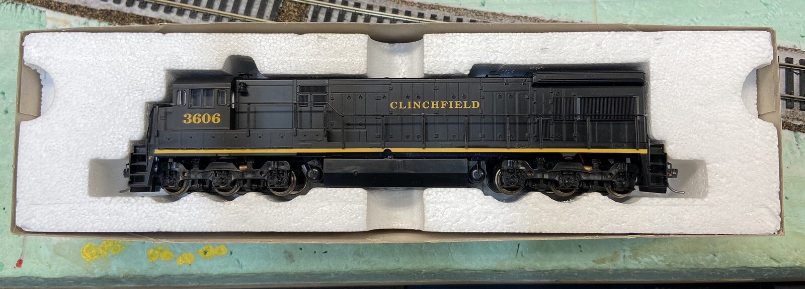 HO Scale Atlas Trains Clinchfield U36C 3606 Diesel With DCC eBay