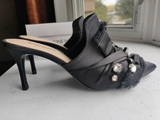 NINE WEST women shoes 6.5 black Heels with diamonds excelent condition