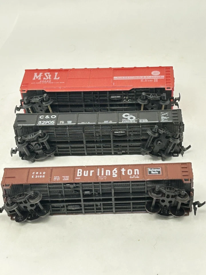 RoCo HO scale LOT OF TWO, M&StL DD Boxcar, CB&Q Gondola. All EXC - Image 2 of 4