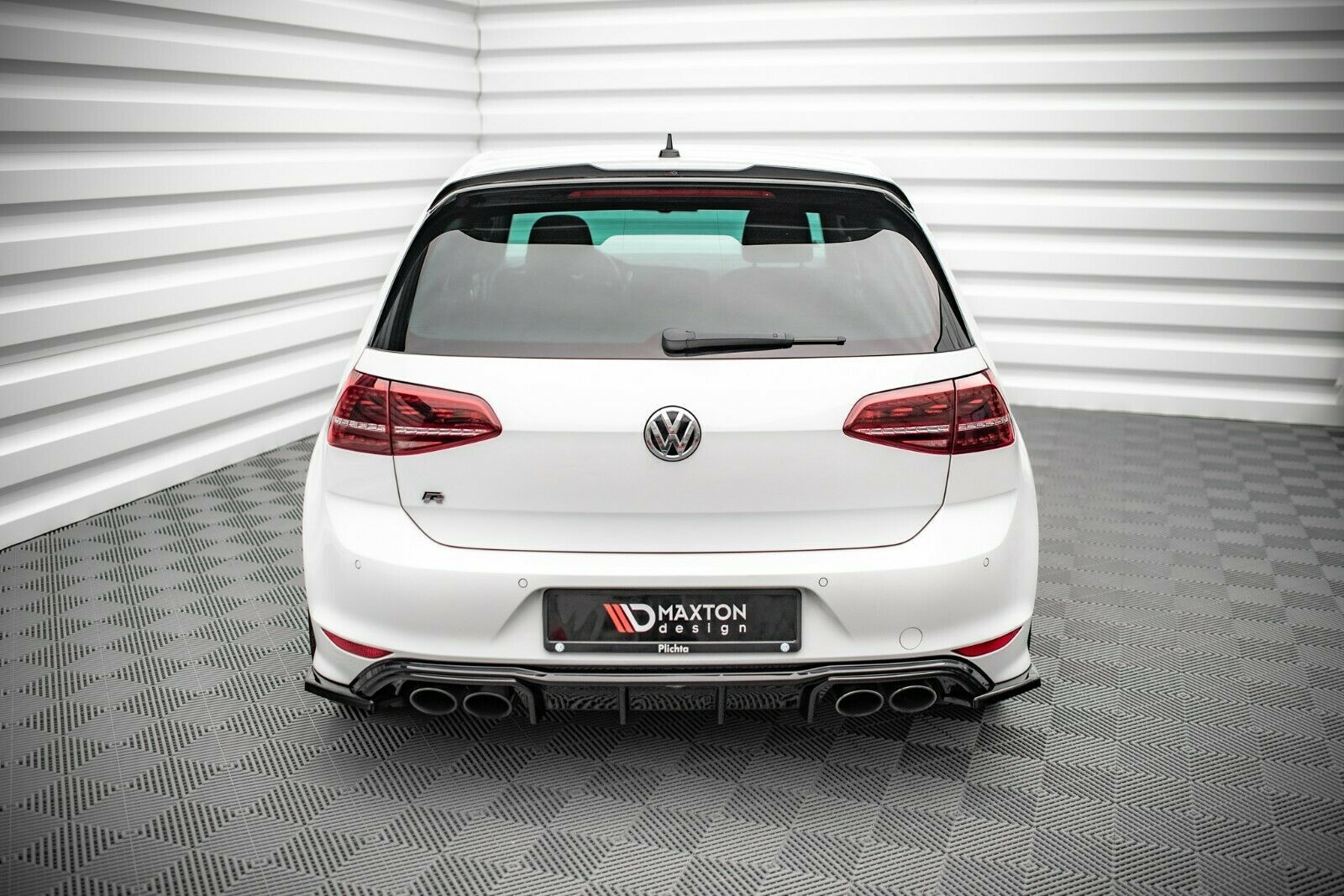 Elegantes Golf 7 R Heckdiffusor Bild
