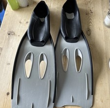 Pinne pinne uomo taglia 44-45 taglia UK 9,5-10 grigio