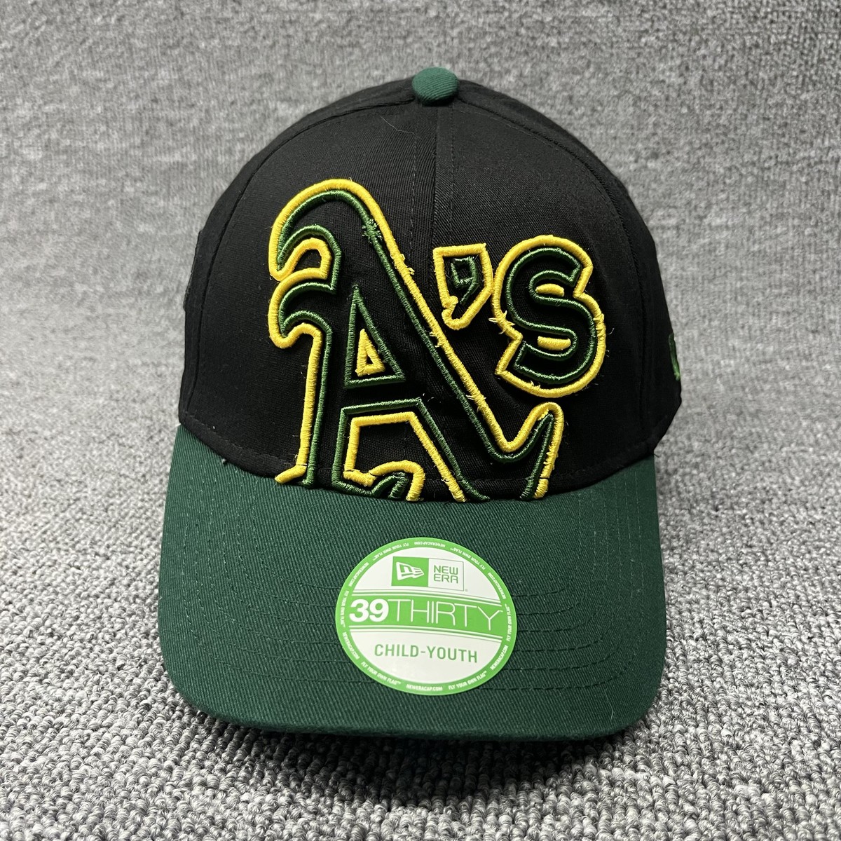 New Era Oakland Athletics A's 39THIRTY Child Youth Hat Black Green Side Patch