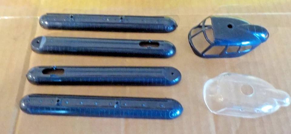 VINTAGE [1955] AURORA SIKORSKY S-55 WINDMILL 1/48 + REPRODUCTION DECALS - Image 3 of 4