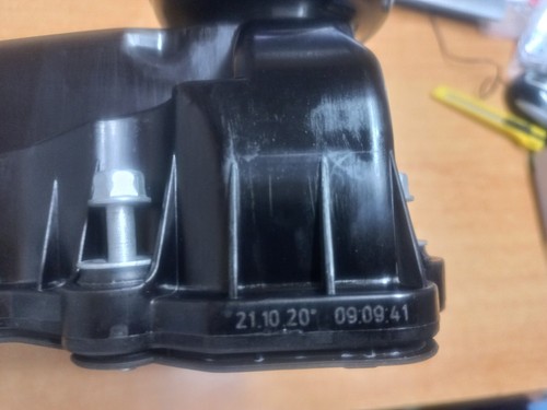 Opel / Vauxhall 1.6 CDTi Valve Cover # OEM 55486867 - Picture 5 of 9