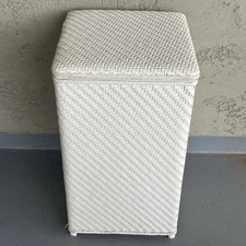 Vtg White Woven Wicker Rattan Clothes Hamper Laundry Basket Hinged Lid 20" x 12"