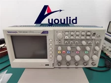 Tektronix TDS2024C Oscilloscope  US Free tax DHL Express delivery