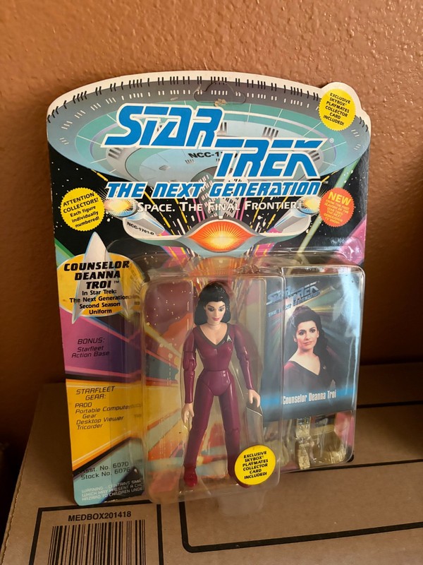 1994 Playmates Toys Star Trek Counselor Deanna Troi - 6070 / 6076