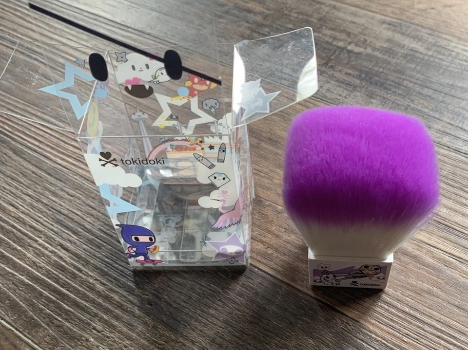 Tokidoki Sephora RARO EDICIÓN LIMITADA KABUKI Face Body Powder Cepillo ¡NUEVO EN CAJA! Foto 2 de 4