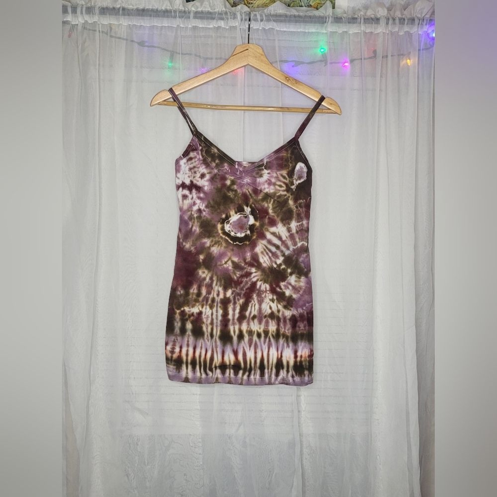 Twenty One Tie dye spaghetti strap tank top Size Large chocolate brown purple