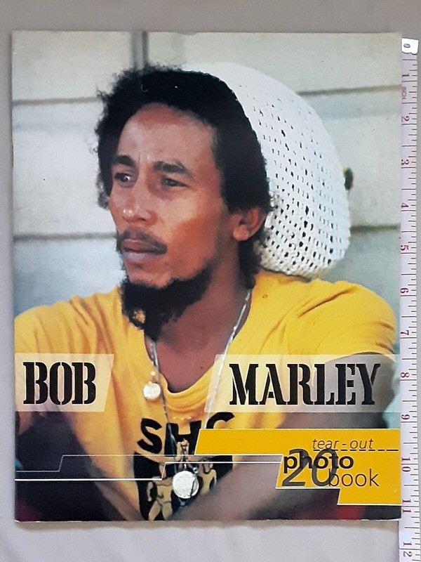 Bob Marley Reggae Rasta Tear-out Photo Book 20x Glossy Prints