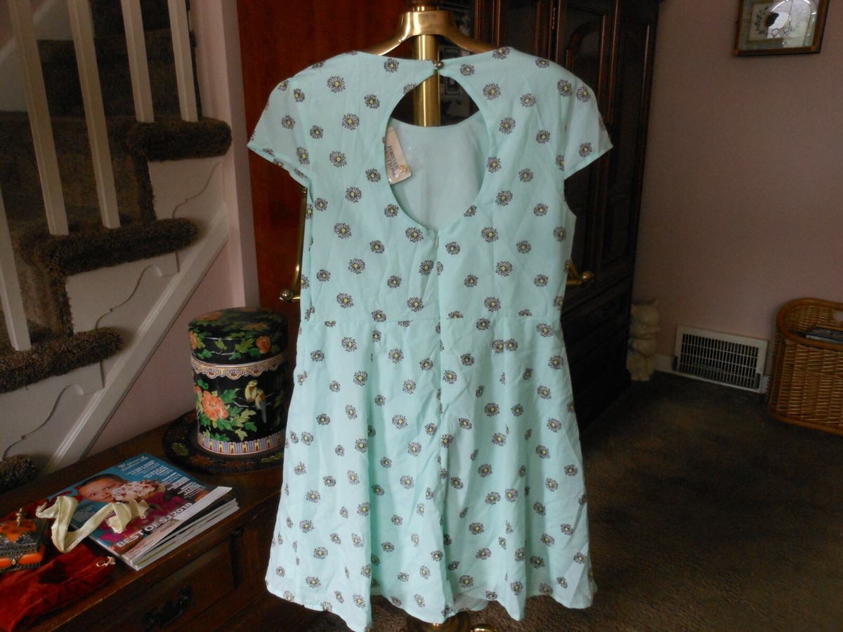 FOREVER 21 MINT GREEN DRESS, YELLOW CREAM FLOWERS, CAP SLEEVE, OPEN BACK,  LARGE | eBay