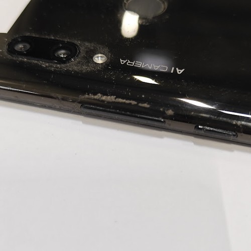 Huawei P Smart POT-LX1 - Working, Broken Screen, No Accessories - Afbeelding 6 van 8