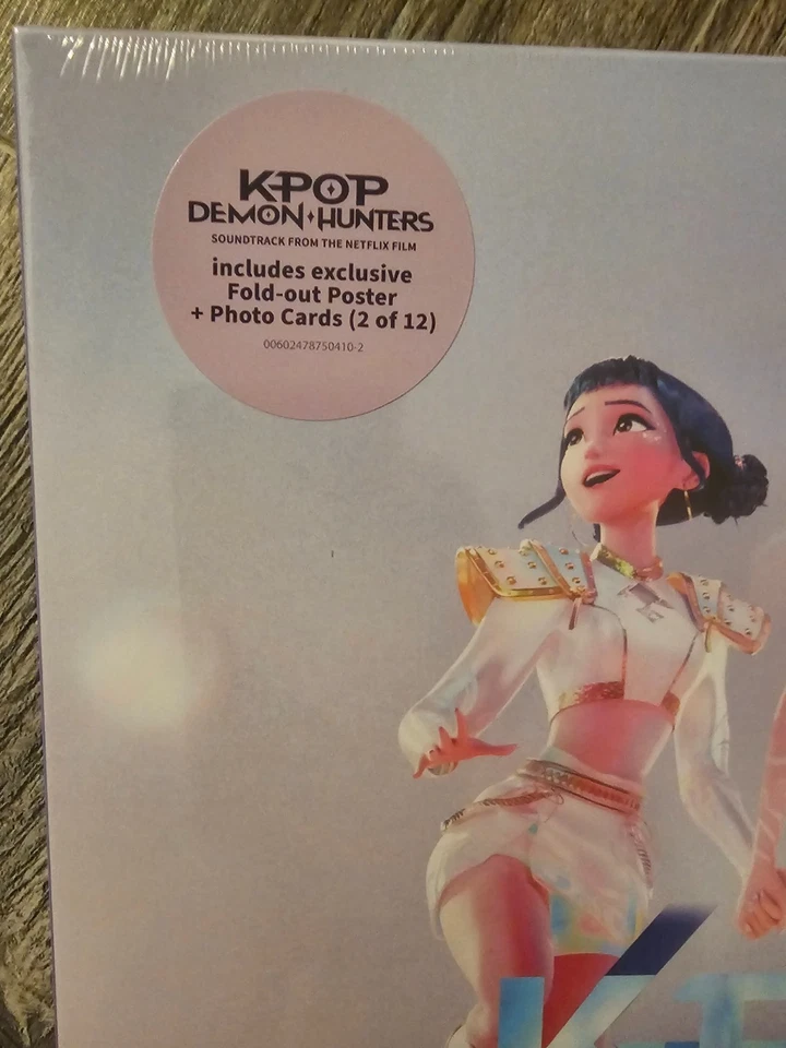 KPop Demon Hunters Soundtrack from the Netflix Film Exclusive LP Smokey Fuschia - Bild 3 von 4