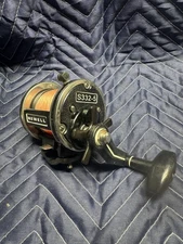 Newell S332-5 Graphite Reel