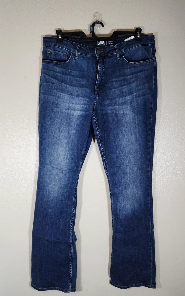 Women's Jeans & Faux Leather Pants Size 16 Lot of 2 - Image 2 of 4