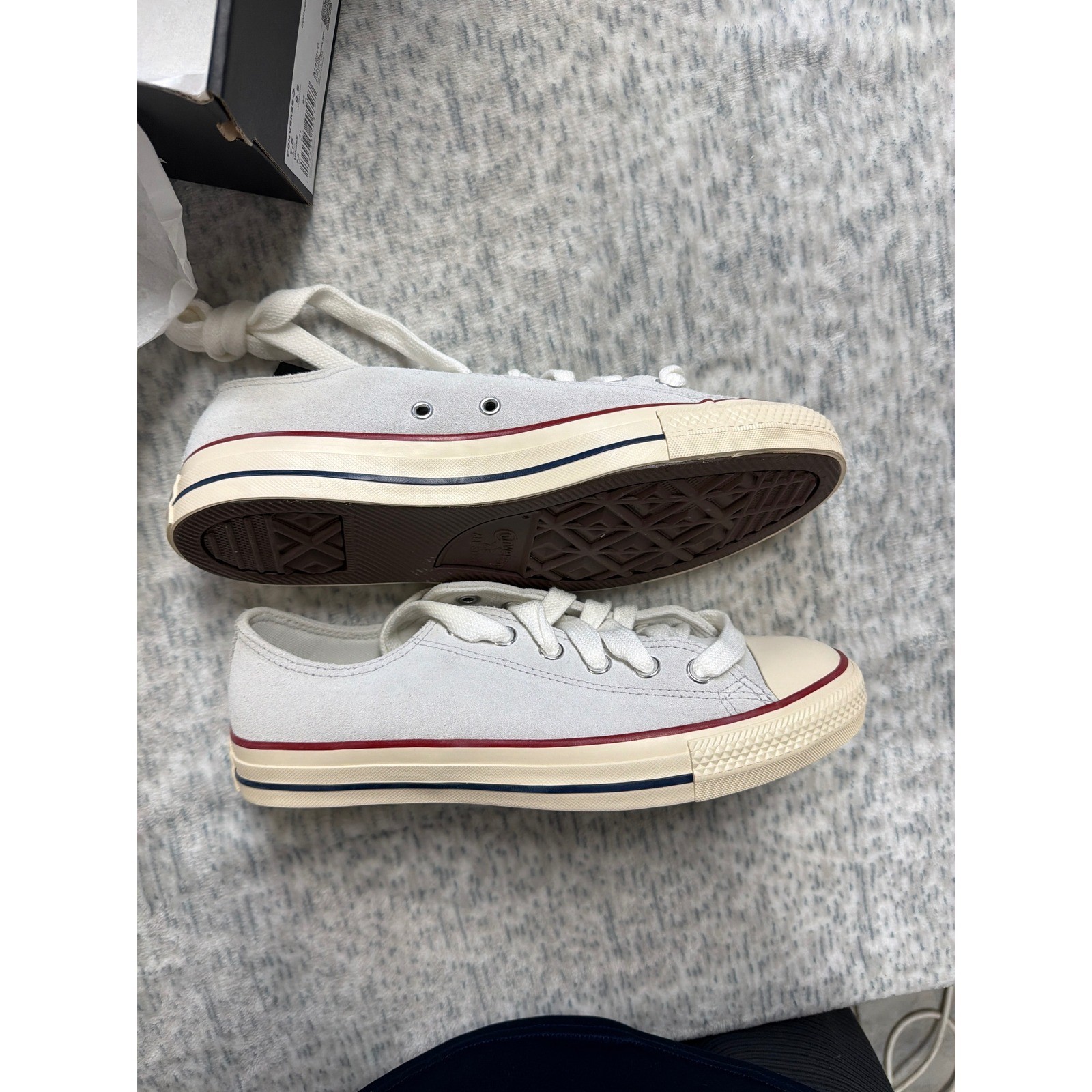 Converse Chuck Taylor All Star Ox Suede Natural Ivory Sneakers A14237C Mens 7.5 thumbnail 2