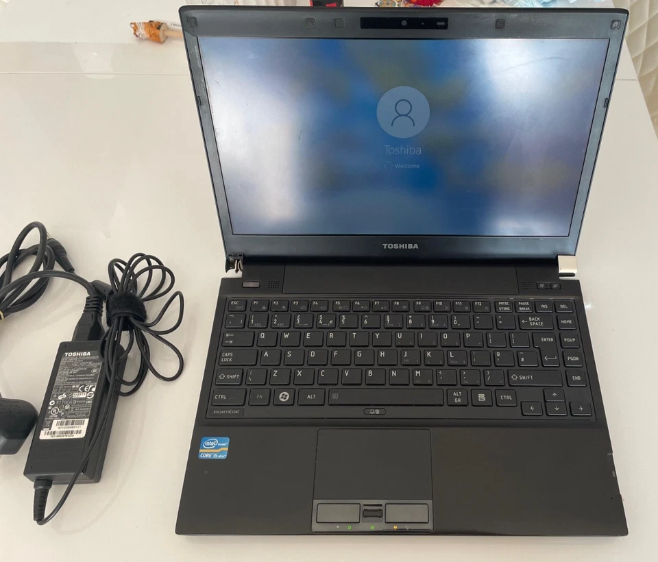 Toshiba Laptop Protege R830 I5 2.50Ghz 4GB 466GB Webcam DVD WIFI BT 13" Win10   - Image 2 of 4