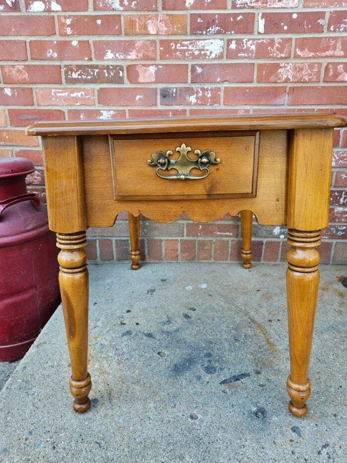 Mesa auxiliar vintage de arce macizo 1 cajón mesita de noche planta helecho mesa Foto 2 de 4