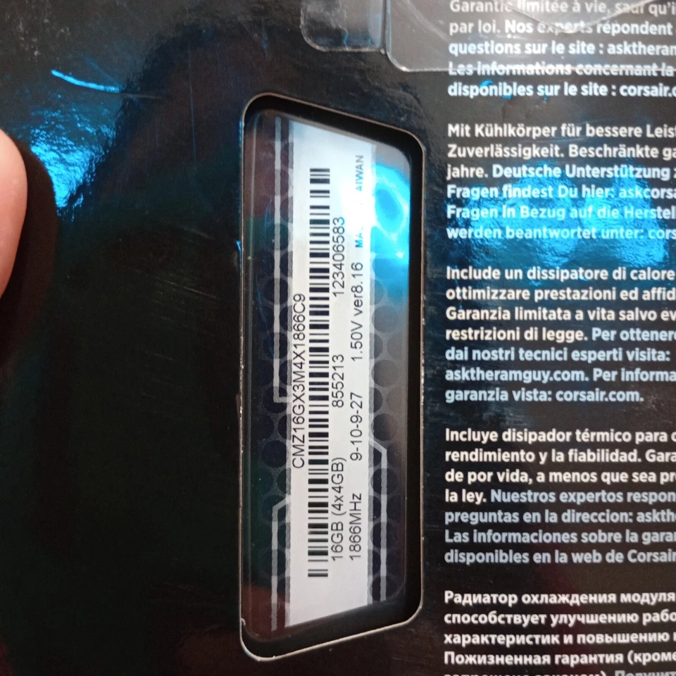 Corsair Vengeance (4X4GB) 16GB 1600Mhz DDR3 Memory CMZ16GX3M4X1866C9 - Image 4 of 4