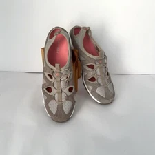 Women’s Easy Spirit Seearthen sport sandals