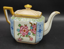 Pichet à lait en porcelaine ancienne décor japonisant fleurs de pommier Limoges