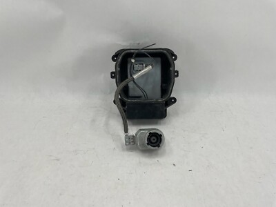 OEM Volvo XC90 Xenon Headlight Ballast Control Module Valeo 73010157F