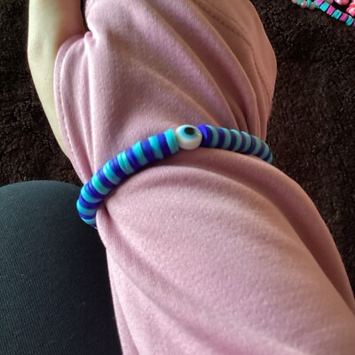 Süßes blaues Yeti Eye Armband