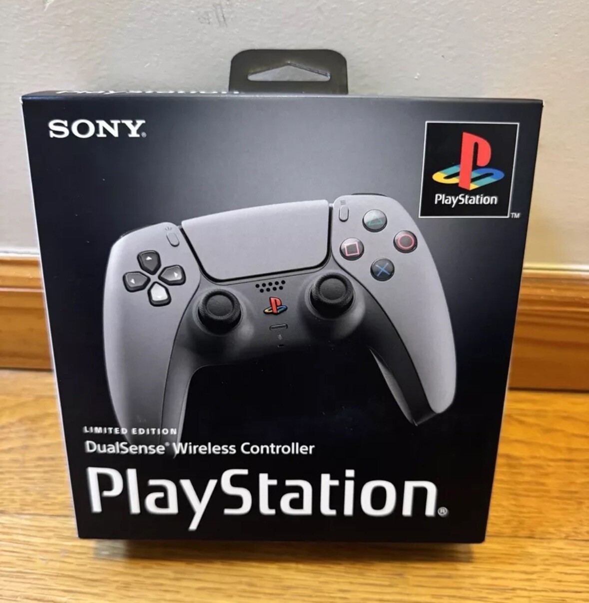 PlayStation 5 DualSense Wireless Controller – 30th Anniversary Limited Edition-image