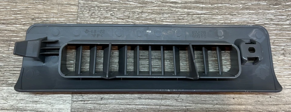 Guia Toyota Land Cruiser 2008-2011, duto de ar fabricante de equipamento original 87228-60010 - Imagem 2 de 4