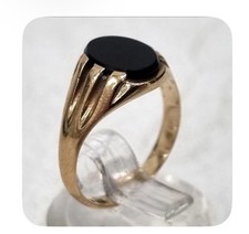 Vintage 9ct Yellow Gold Onyx Signet Ring pinky ring  Size M 