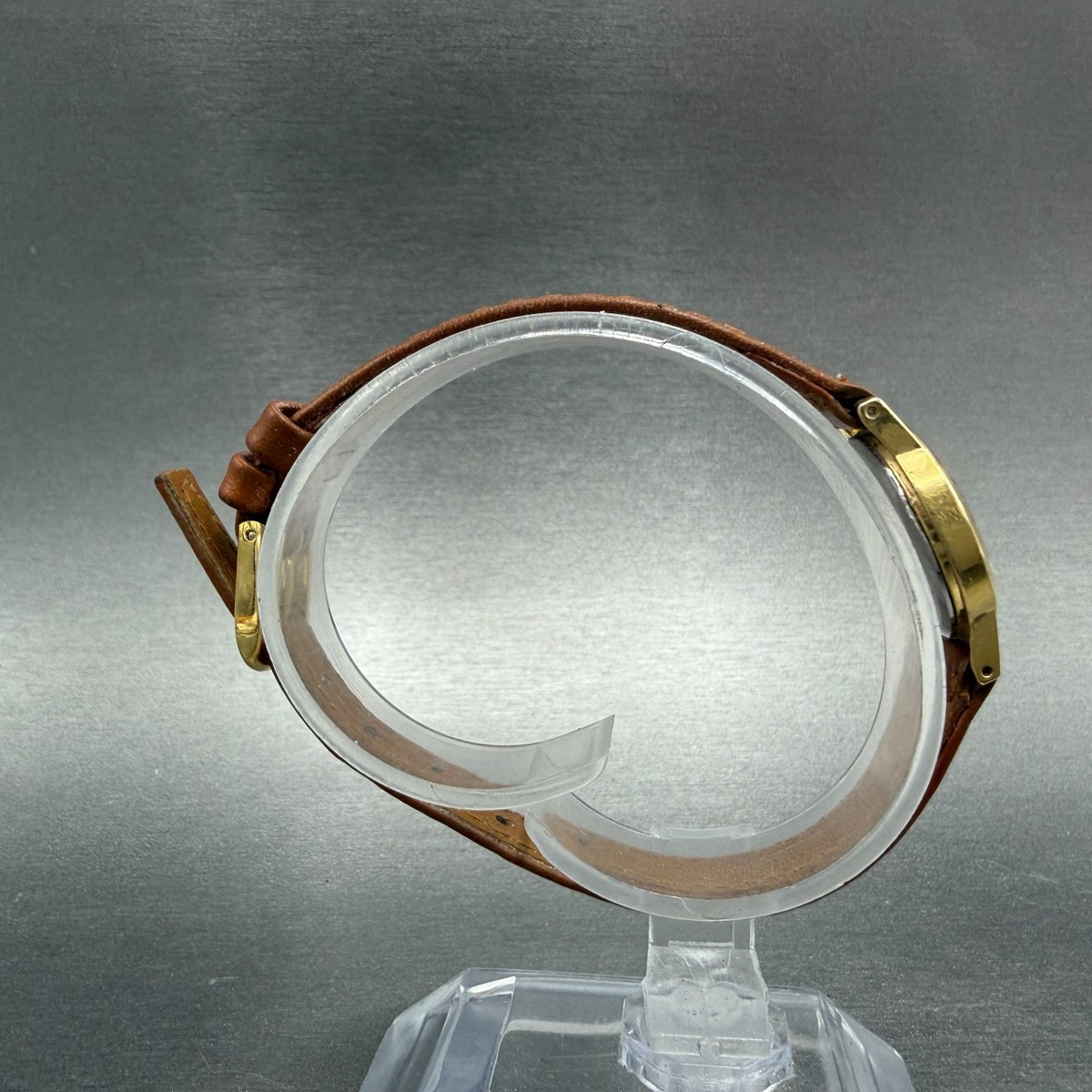 Seiko Watch Women 20mm Champagne Dial Gold Tone Round 2P20 