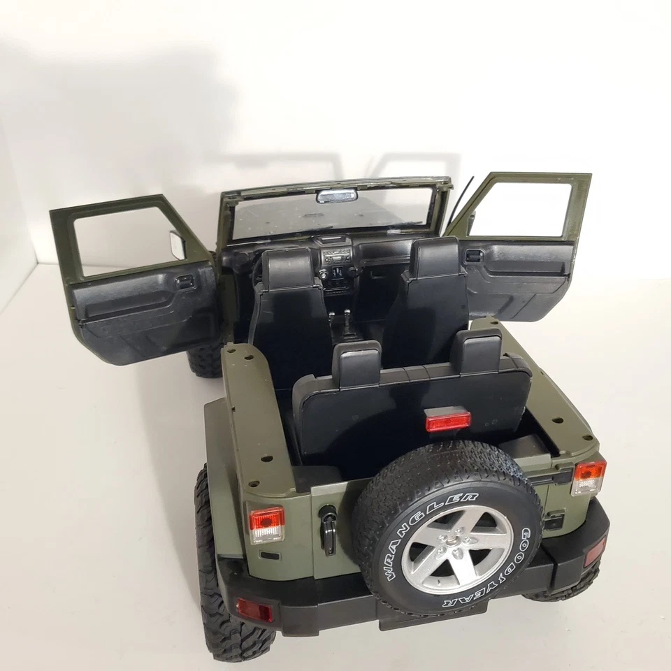 Scx10 Artr Jeep Rubicon Hard Body Functional Doors 1.9 Wheels/ Tires - Image 3 of 4