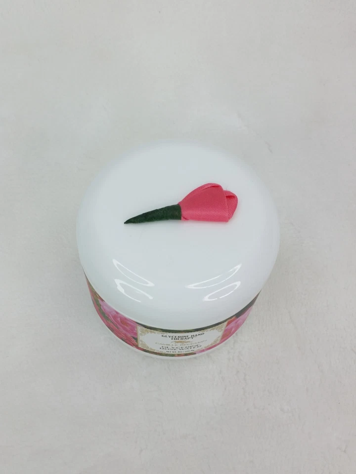 Crema de terapia de manos con glicerina Camille Beckman 8 oz - aroma a agua de rosas con glicerina Foto 3 de 4