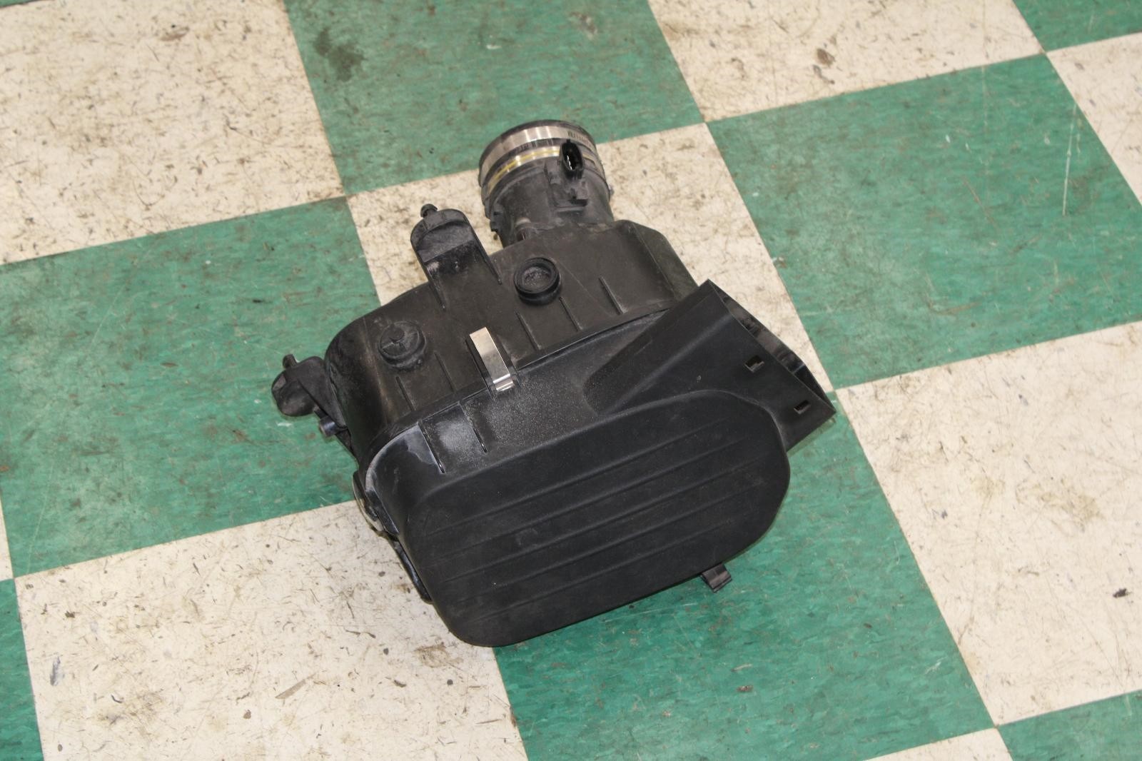 14-17 GHIBLI 3.0L Engine RH Air Intake Filter Housing Cleaner Box Factory OEM OE