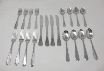Oneida Flight Reliance Stainless Steel Flatware Lot Of 20 Pieces Service For 4