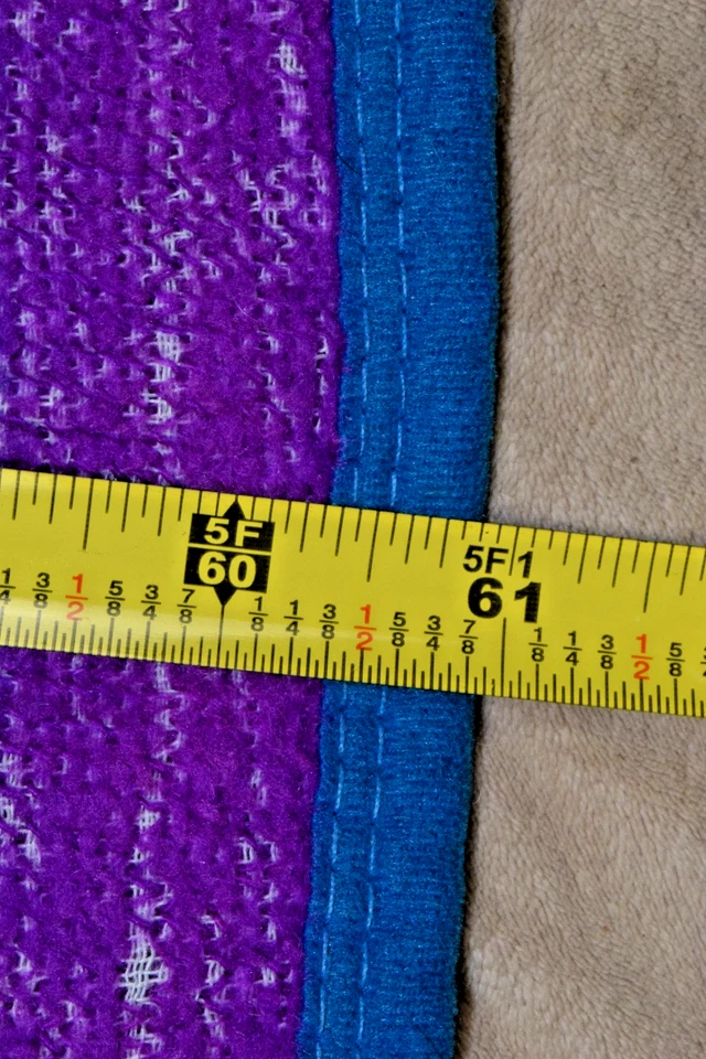 Vintage Throw Blanket Biederlack Owen Looney Tunes 80s Bugs Bunny Head 61X48In - Image 3 of 4