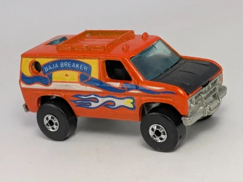 Vintage 1977 Hot Wheels Baja Breaker Van Orange Blackwall #2022 Diecast