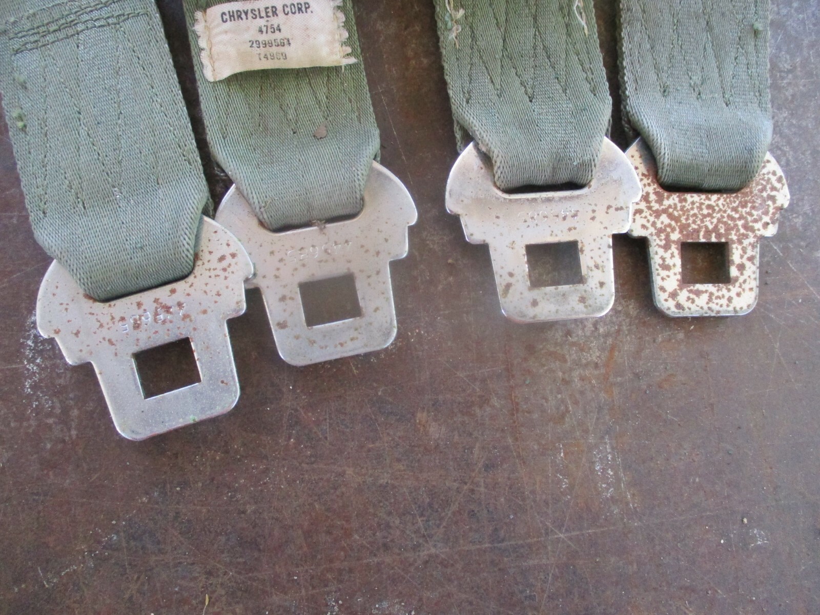 70 71 72 VALIANT DART DUSTER FRONT MALE SEAT BELTS RETRACTORS SHOULDER