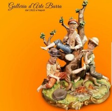 Porcellana di Capodimonte:Bivacco, 3 scugnizzi sotto l'albero.Maestro Volta.Raro