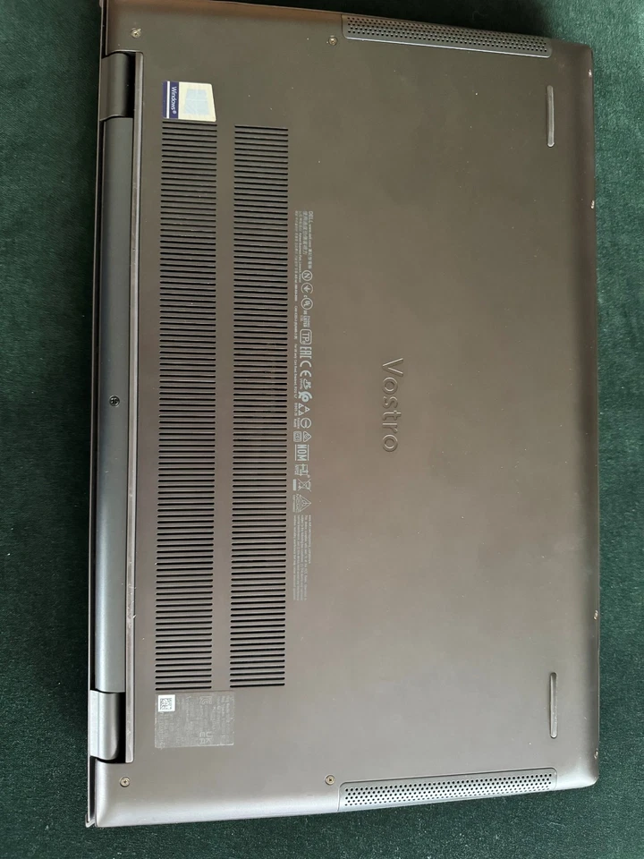 Dell Vostro 7500 Gaming Laptop  i7-10750H 40GB RAM 4TB SSD GTX1650Ti 4GB - Bild 4 von 4