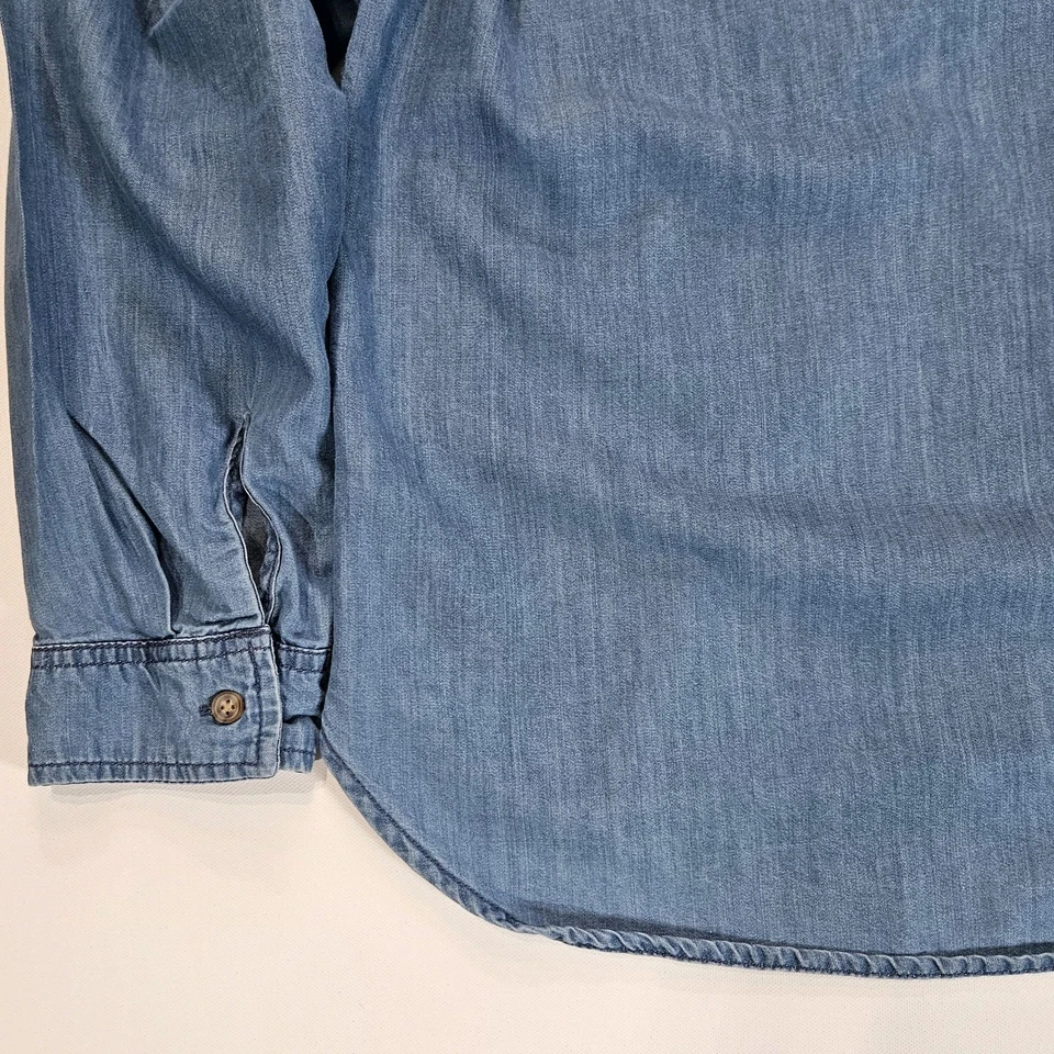 C&C California Denim Popover Top Size Medium Blue Casual V-neck Pocketed Western - Image 4 of 4