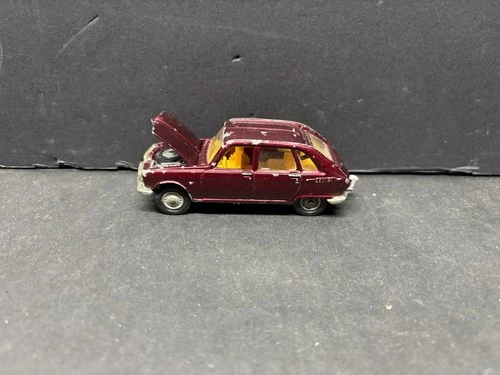 Corgi Toys Vintage - 324 Renault 16 Red Toy Car #38