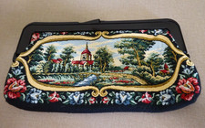 VTG VICTORIAN STYLE TAPESTRY CLUTCH PURSE HANDBAG LUCITE CLASP ENGLISH VILLAGE