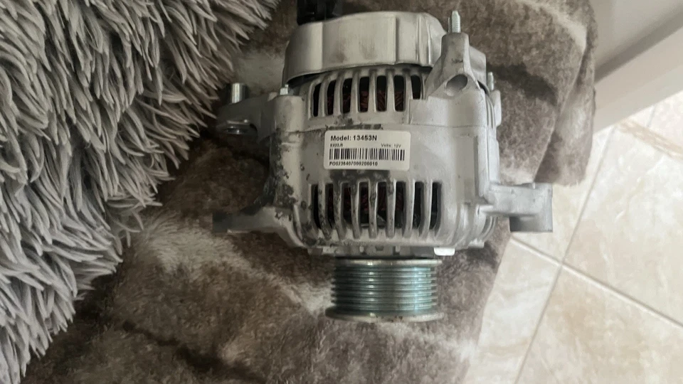 全新 Denso 136 Amp Alternator 1994 - 2001 道奇 Ram 1500 5.2l 5.9l 318 360 — 第 2/4 张图片