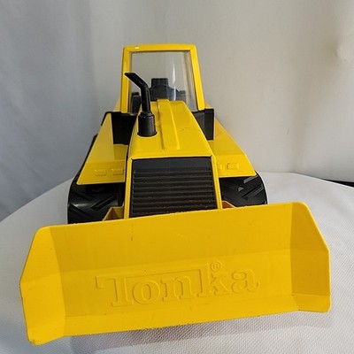 Tonka Mighty Bulldozer In Tin And Plastic Excellent Condition