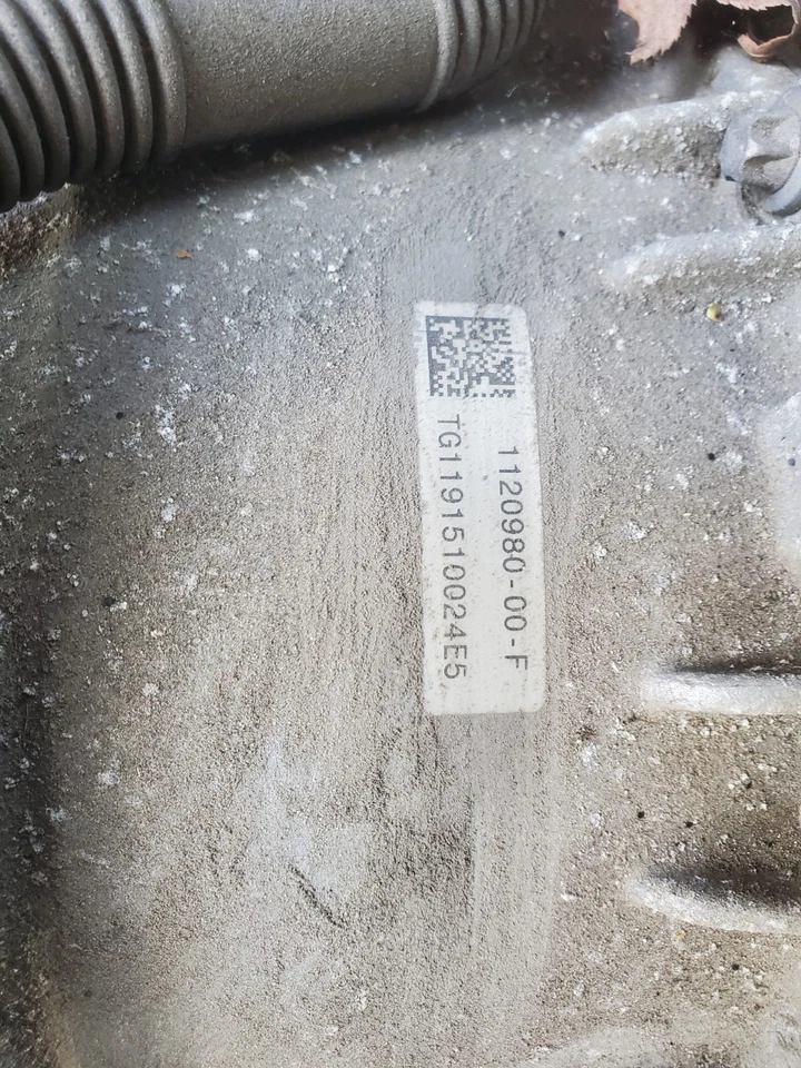 2017 - 2023 Tesla Model 3 Y Rear Drive Unit Motor Engine OEM 1120980-00-F - Image 3 of 3