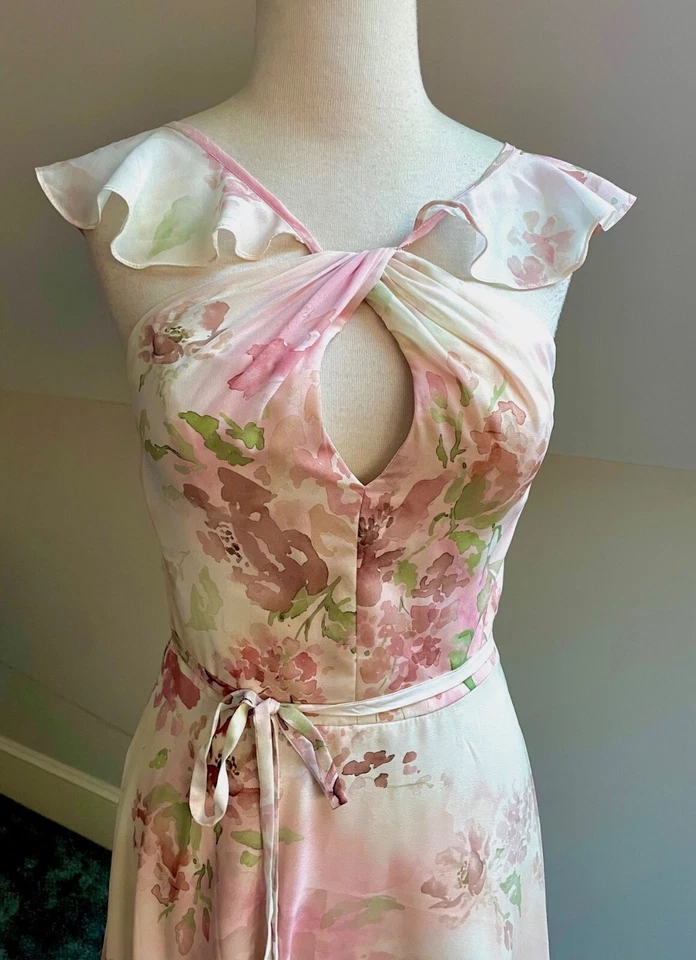 Vestido Marchesa Notte aquarela floral chiffon sem mangas babado e buraco na fechadura - Imagem 3 de 4