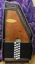 Chromoharp 21 chord Autoharp with Fine Tuners